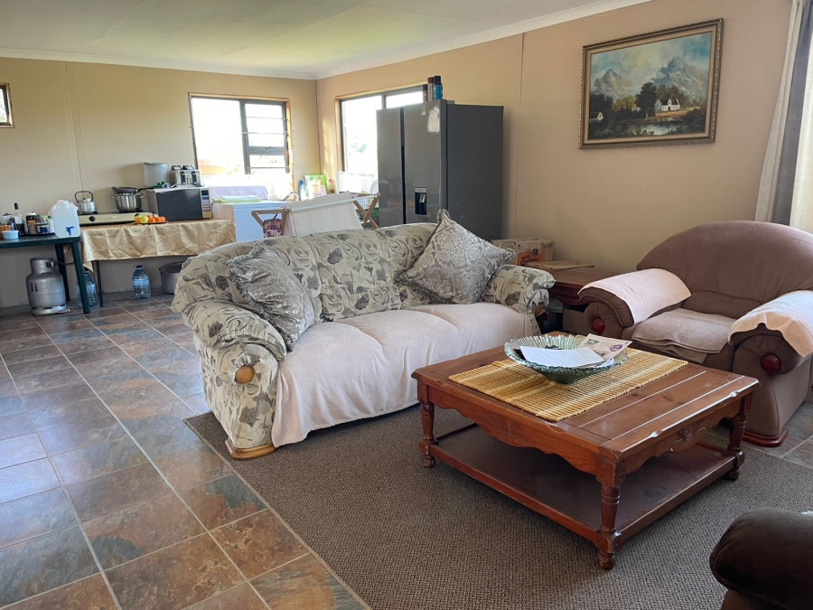 2 Bedroom Property for Sale in Bathurst Eastern Cape